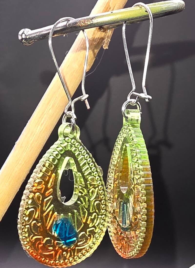 Oorhangers transparant met groen en geel