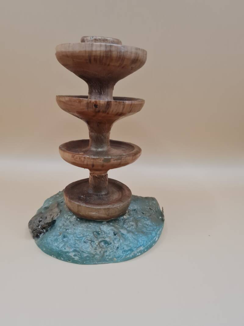 Druipkandelaar met voet van epoxy