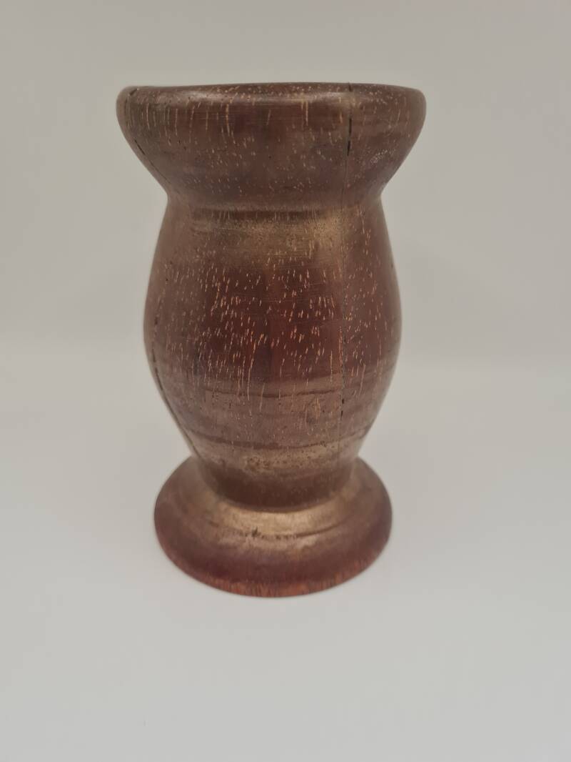 Kleine vaas met goudglans