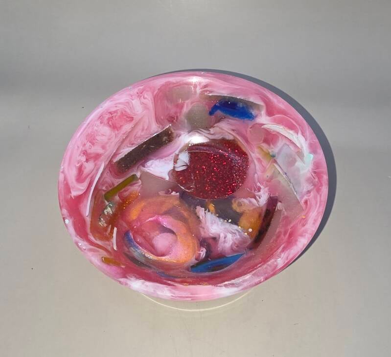 Roze bakje van Epoxy met inleg